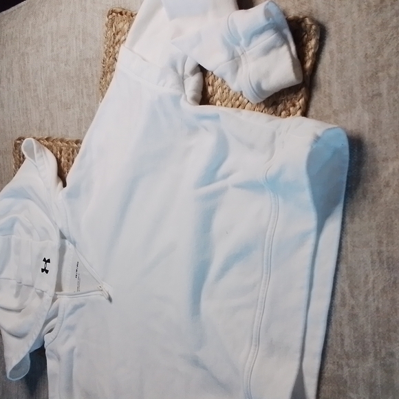 ua Sweatshirt - Picture 4 of 4